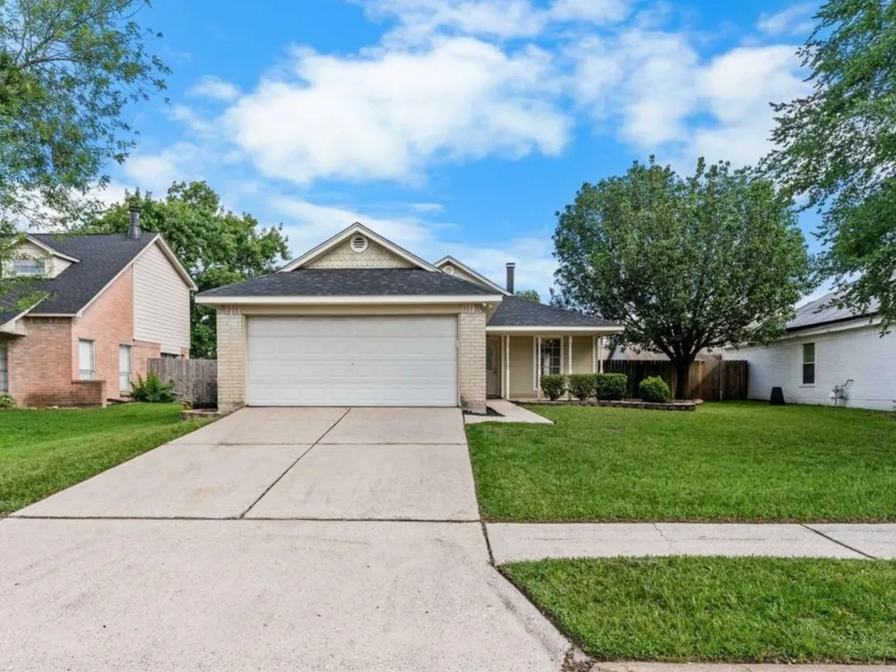12210 White River Drive Tomball, TX 77375