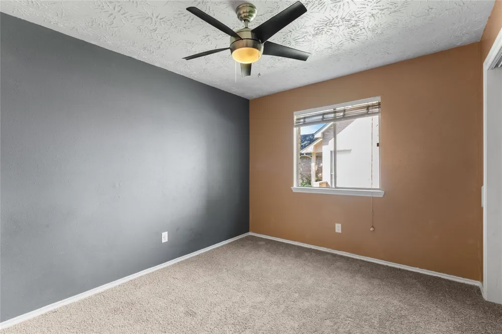 12210 White River Drive Tomball, TX 77375