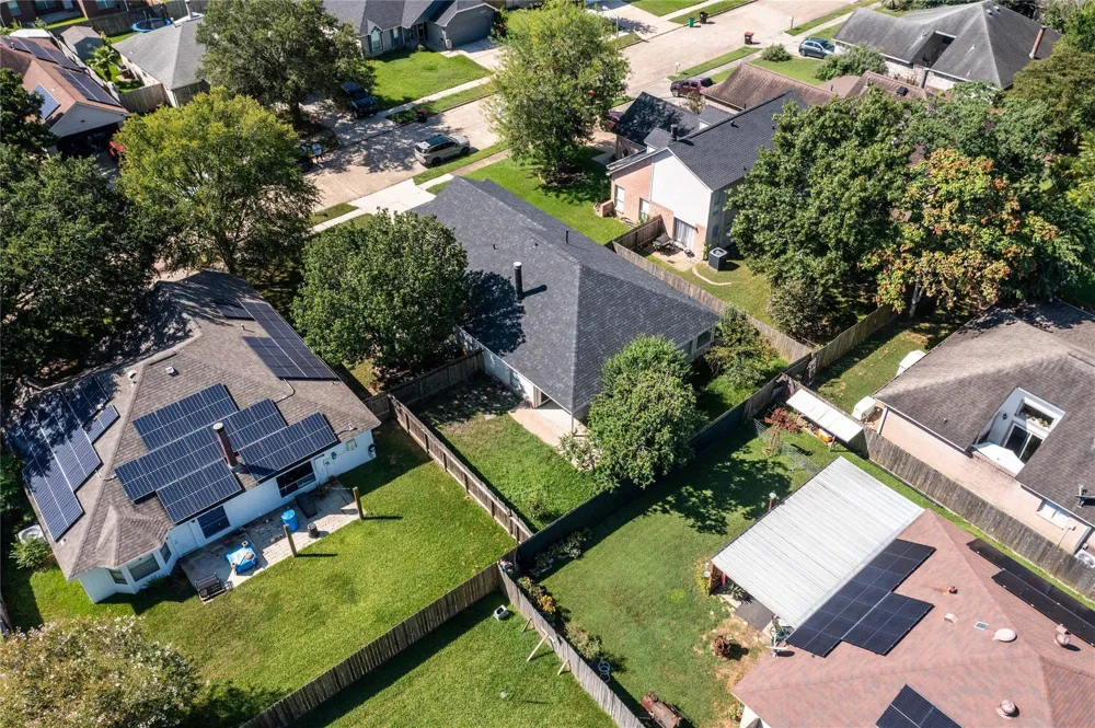 12210 White River Drive Tomball, TX 77375