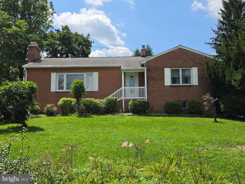200 BEZOLD AVENUE Westminster, MD 21157