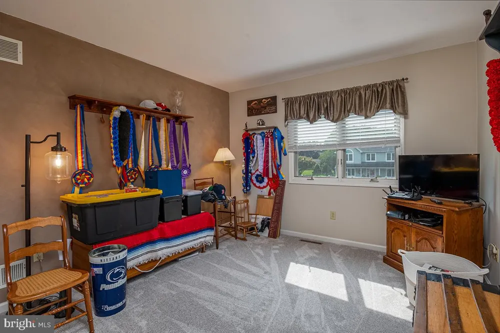 328 W WALNUT TREE DRIVE Blandon, PA 19510