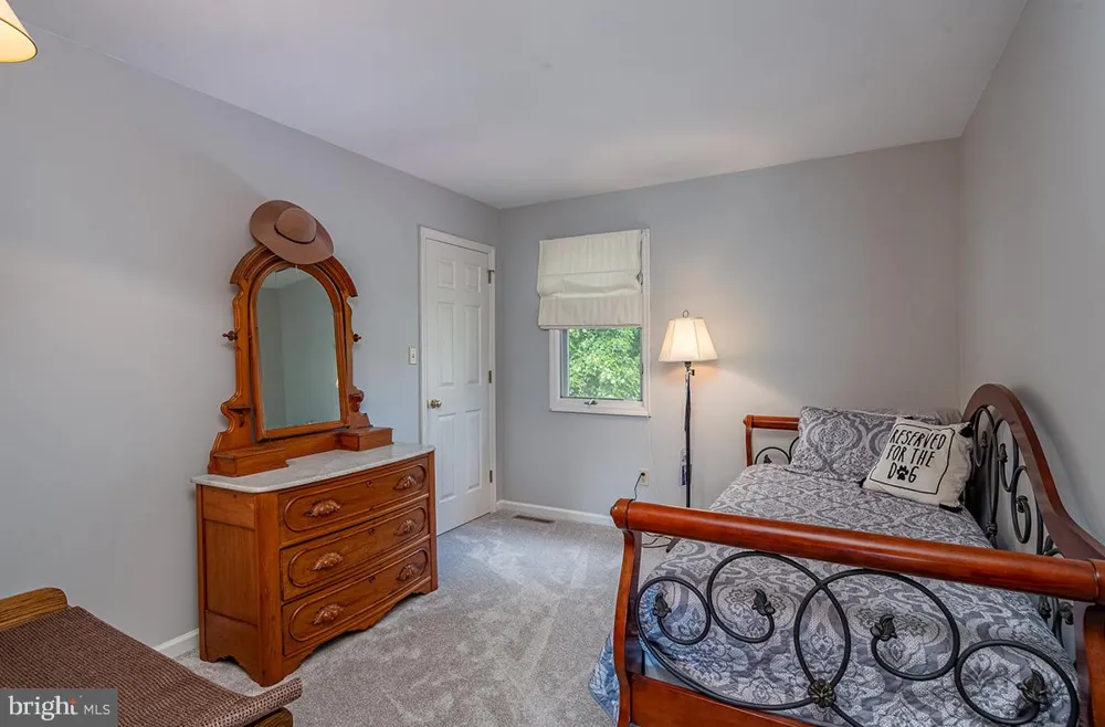 328 W WALNUT TREE DRIVE Blandon, PA 19510