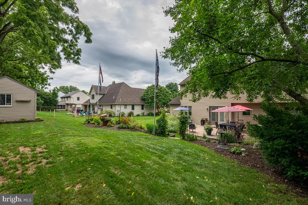 328 W WALNUT TREE DRIVE Blandon, PA 19510