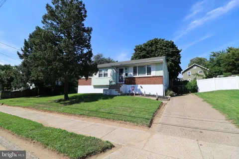 311 SIMPSON AVENUE