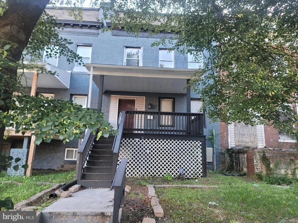 3833 REISTERSTOWN ROAD Baltimore, MD 21215