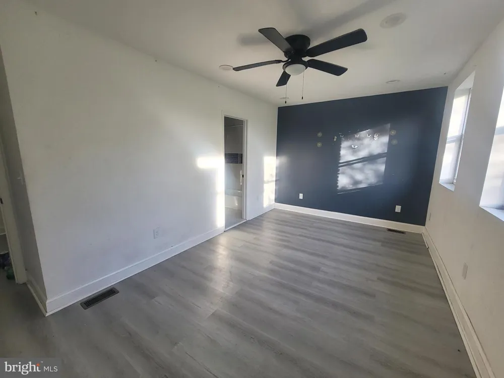 3833 REISTERSTOWN ROAD Baltimore, MD 21215