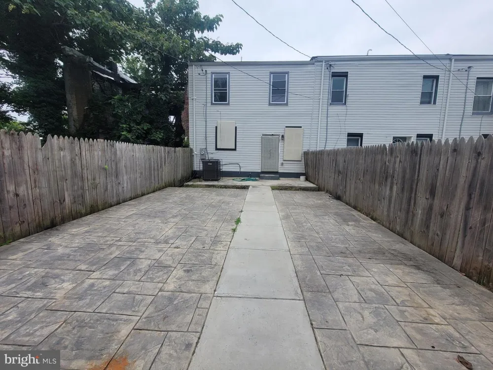 3833 REISTERSTOWN ROAD Baltimore, MD 21215