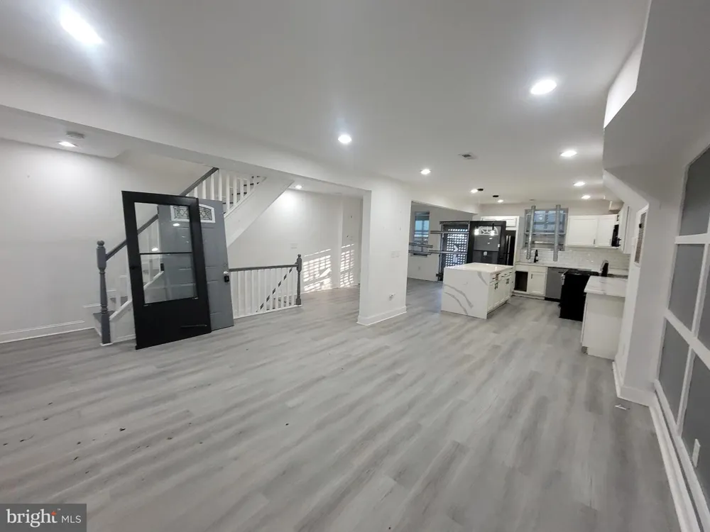 3833 REISTERSTOWN ROAD Baltimore, MD 21215
