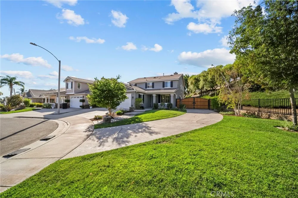 22003 Iron Horse Saugus, CA 91390