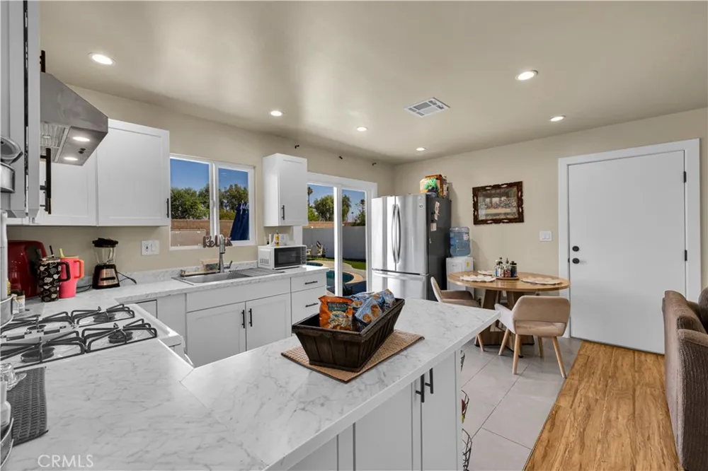74250 Goleta Palm Desert, CA 92260