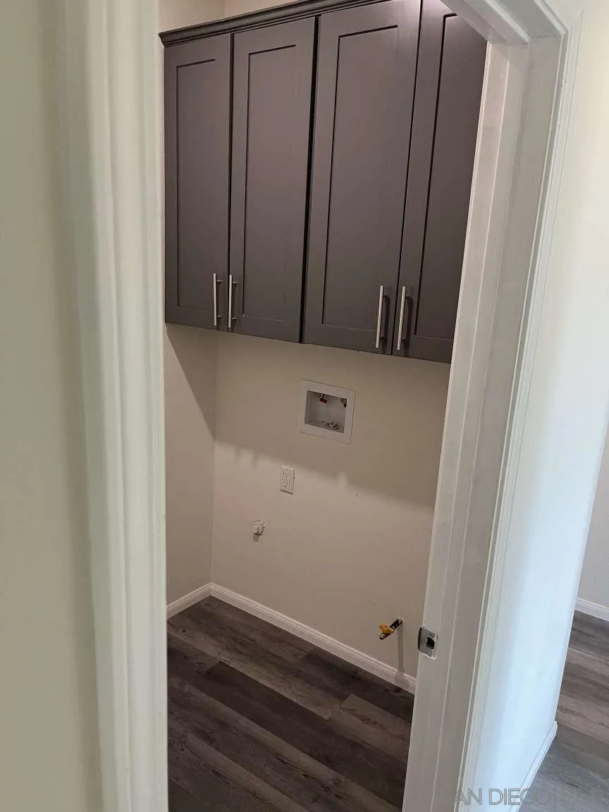 40063 176Th ST Lake Los Angeles, CA 93591
