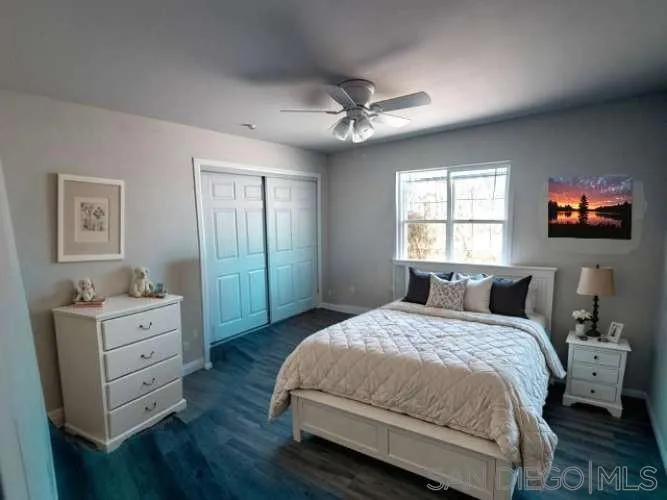 40063 176Th ST Lake Los Angeles, CA 93591