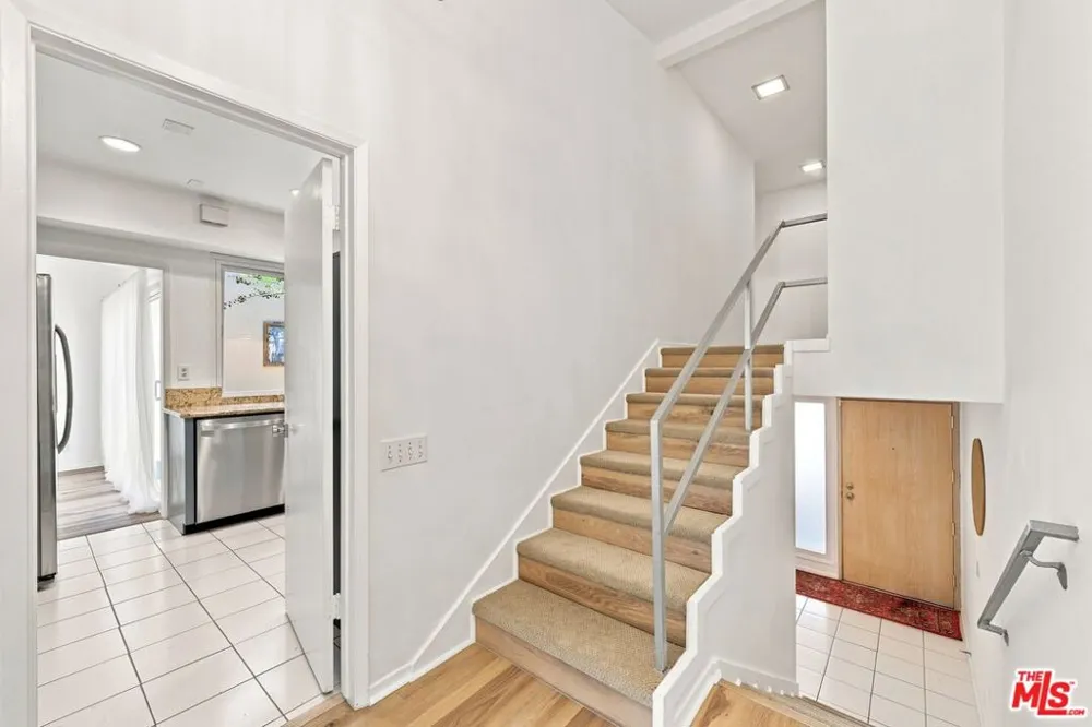 3500 W Manchester Boulevard #23 Inglewood, CA 90305