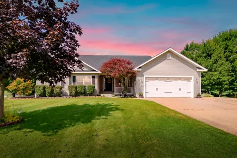 53015 Meadow View Lane