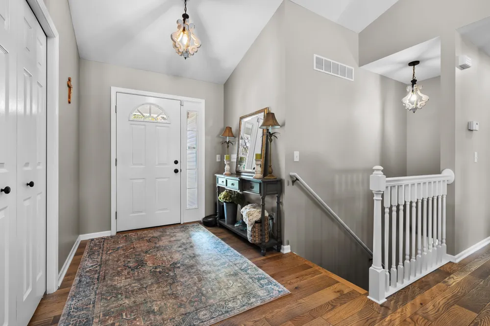 53015 Meadow View Lane Paw Paw, MI 49079