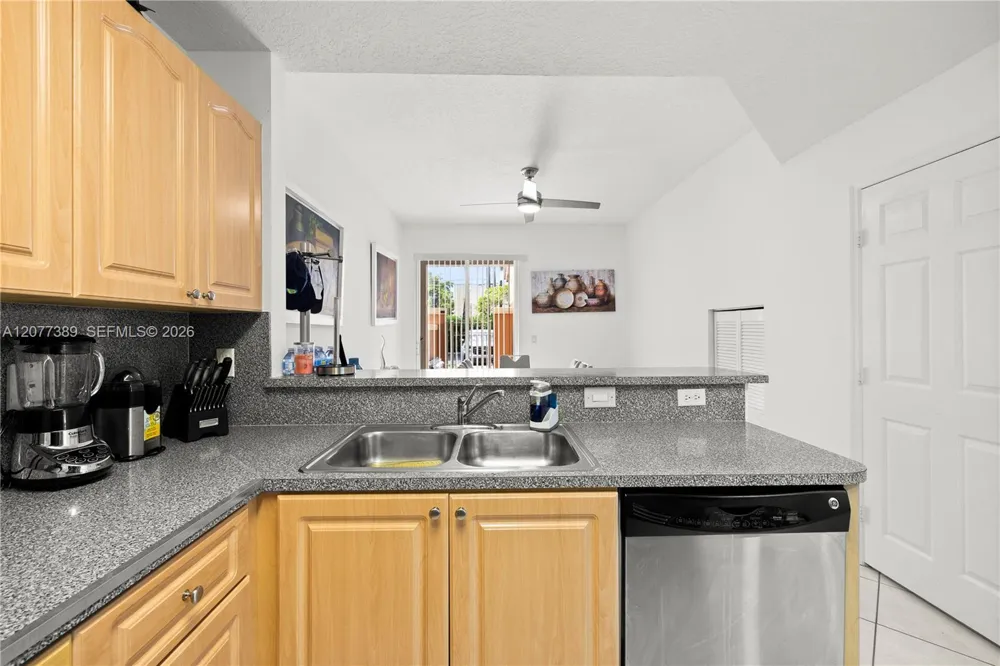 2312 Coral Reef Ct #4704 Dania Beach, FL 33312