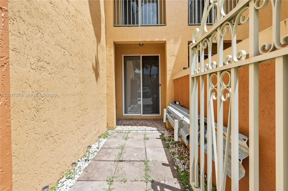 2312 Coral Reef Ct #4704 Dania Beach, FL 33312