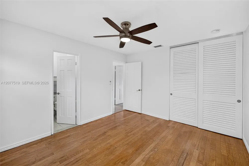 2061 SW 38th Ave Fort Lauderdale, FL 33312