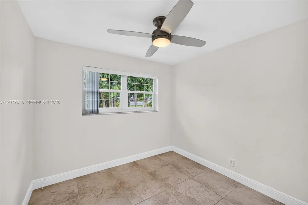 2061 SW 38th Ave Fort Lauderdale, FL 33312