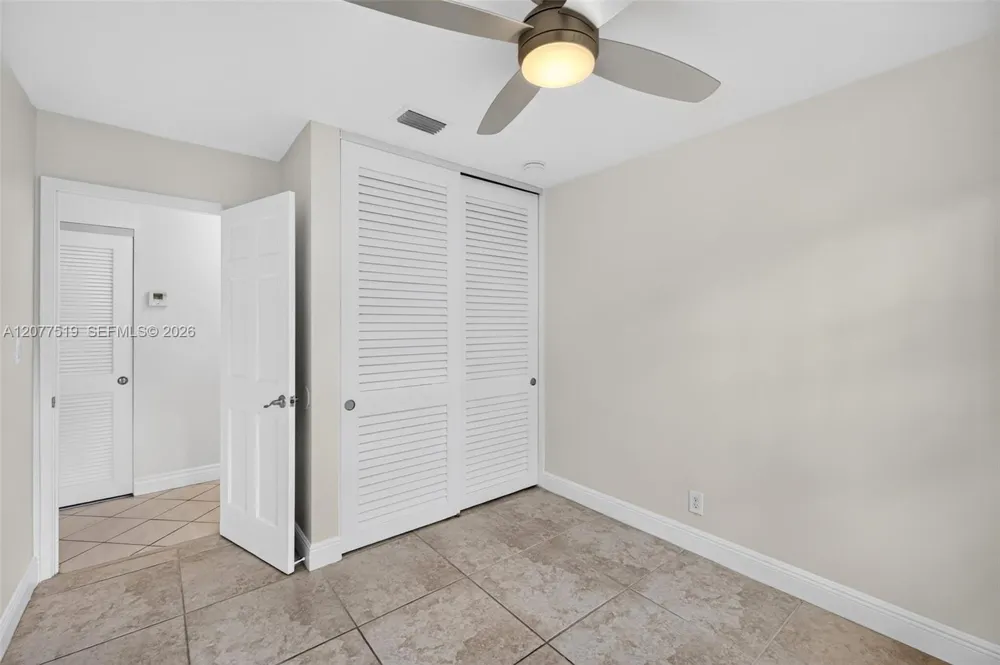 2061 SW 38th Ave Fort Lauderdale, FL 33312
