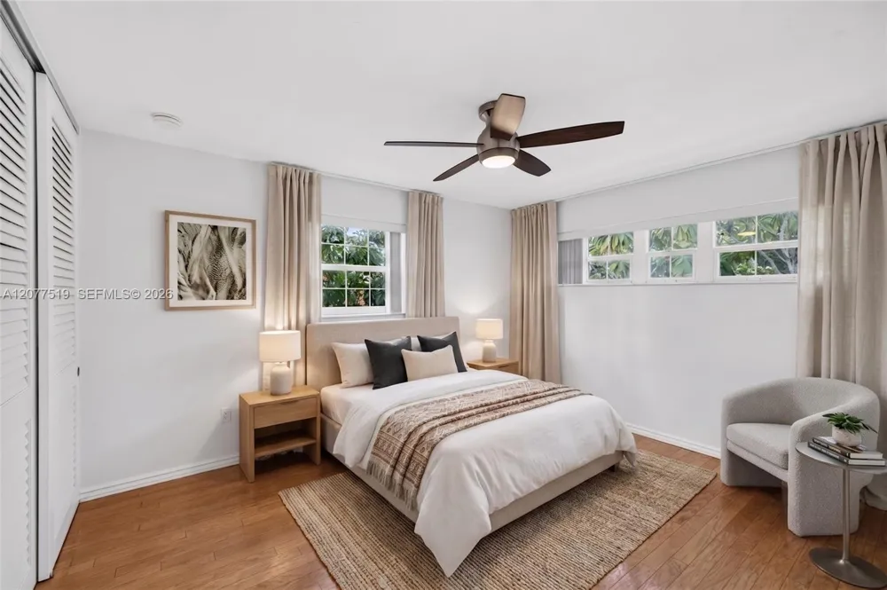 2061 SW 38th Ave Fort Lauderdale, FL 33312