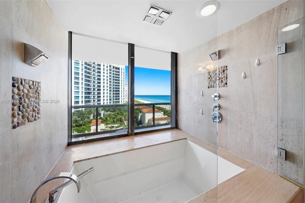 5875 Collins Ave #1001 Miami Beach, FL 33140