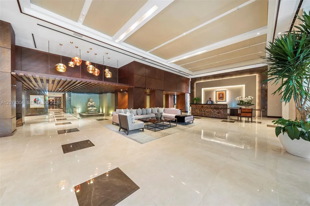5875 Collins Ave #1001 Miami Beach, FL 33140
