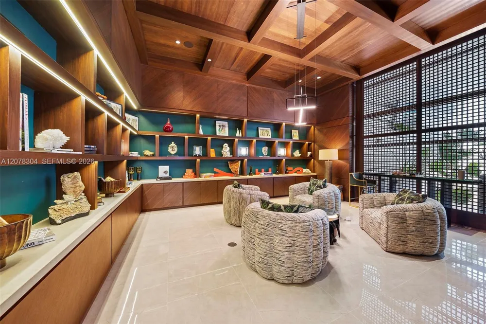 5875 Collins Ave #1001 Miami Beach, FL 33140