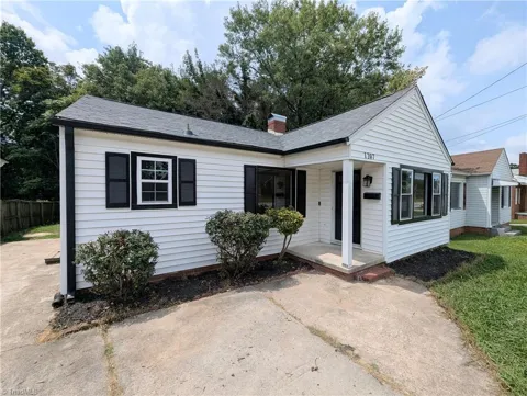 1207 Centennial Street