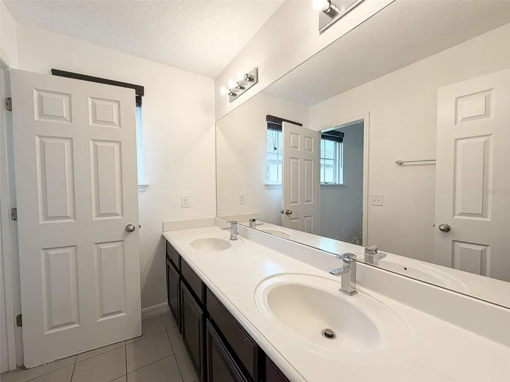 11804 SILVERLAKE PARK DRIVE Windermere, FL 34786