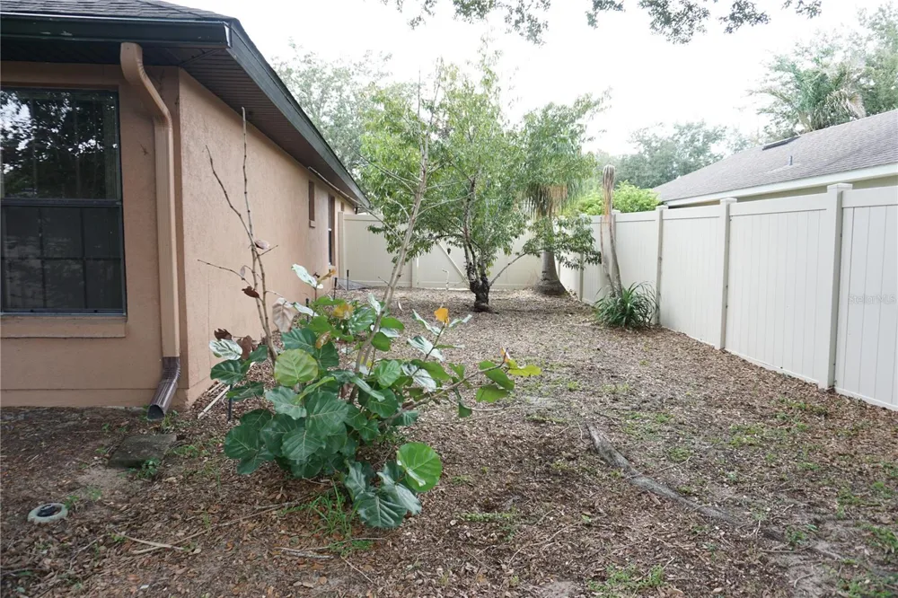 4531 TREASURE CAY ROAD Tavares, FL 32778