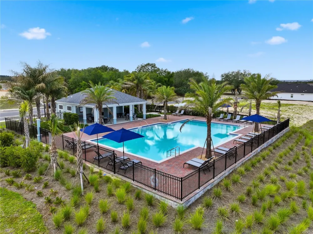 141 GREENHOUSE GROVE STREET Groveland, FL 34736