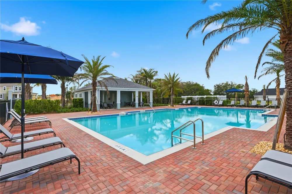 141 GREENHOUSE GROVE STREET Groveland, FL 34736