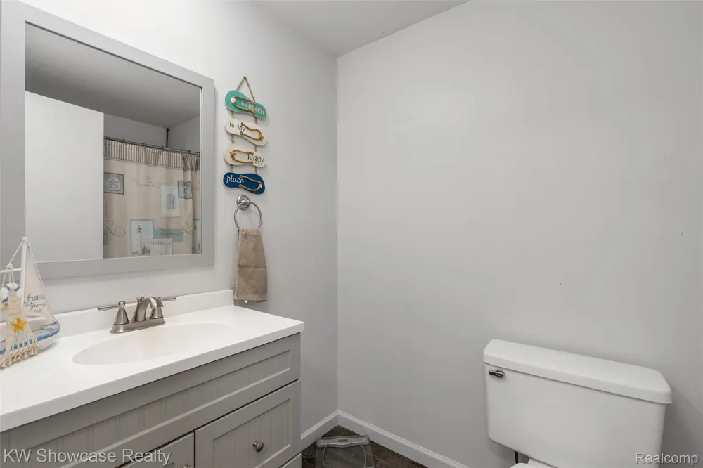 37531 Colonial Drive Westland City, MI 48185
