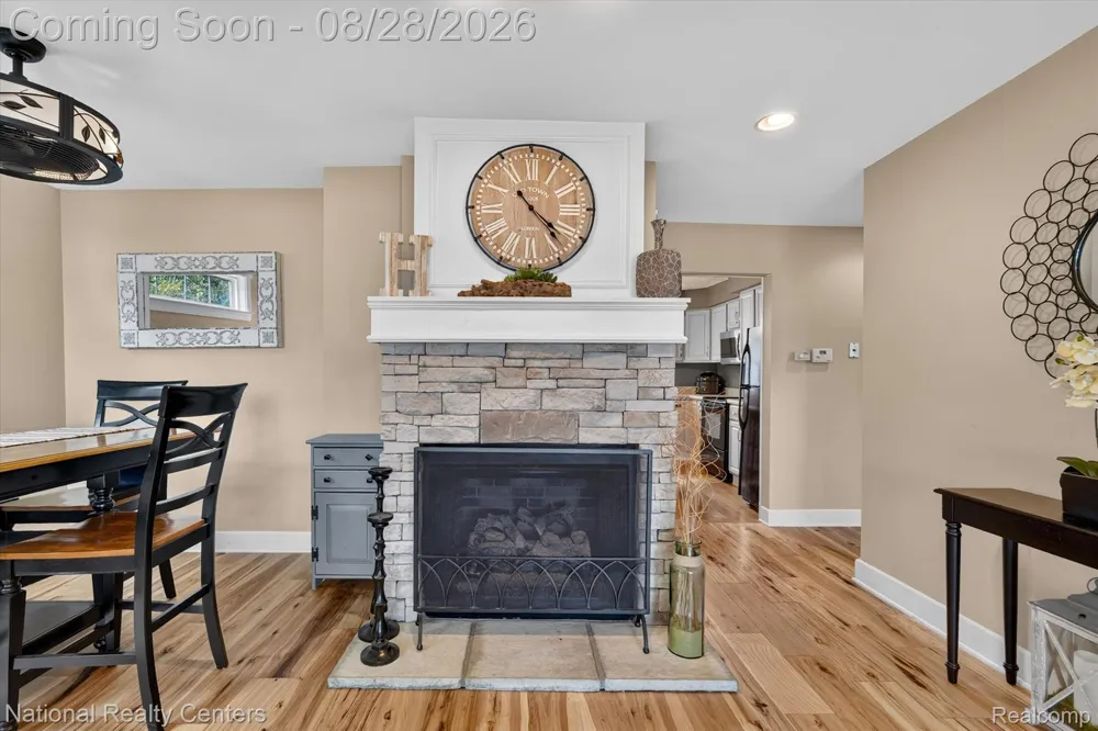 9749 Beverly Drive Hamburg Township, MI 48169