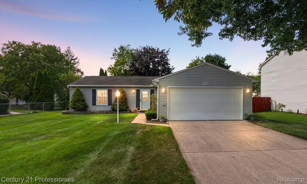 1148 Meadowlark Drive Waterford Charter Township, MI 48327