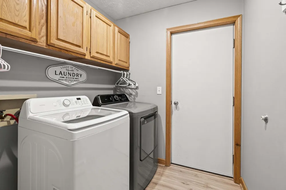 5522 Trager Road East Bay Township, MI 49696