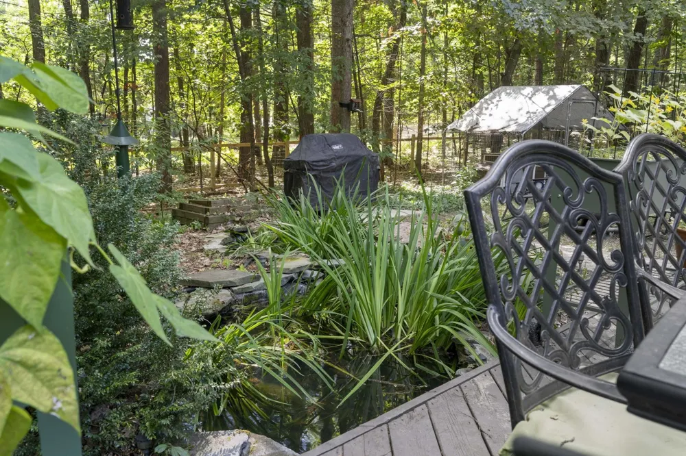 5522 Trager Road East Bay Township, MI 49696