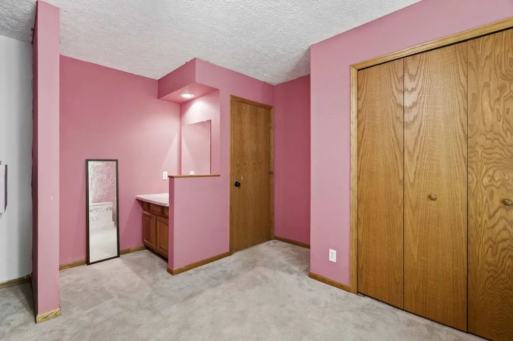 5522 Trager Road East Bay Township, MI 49696