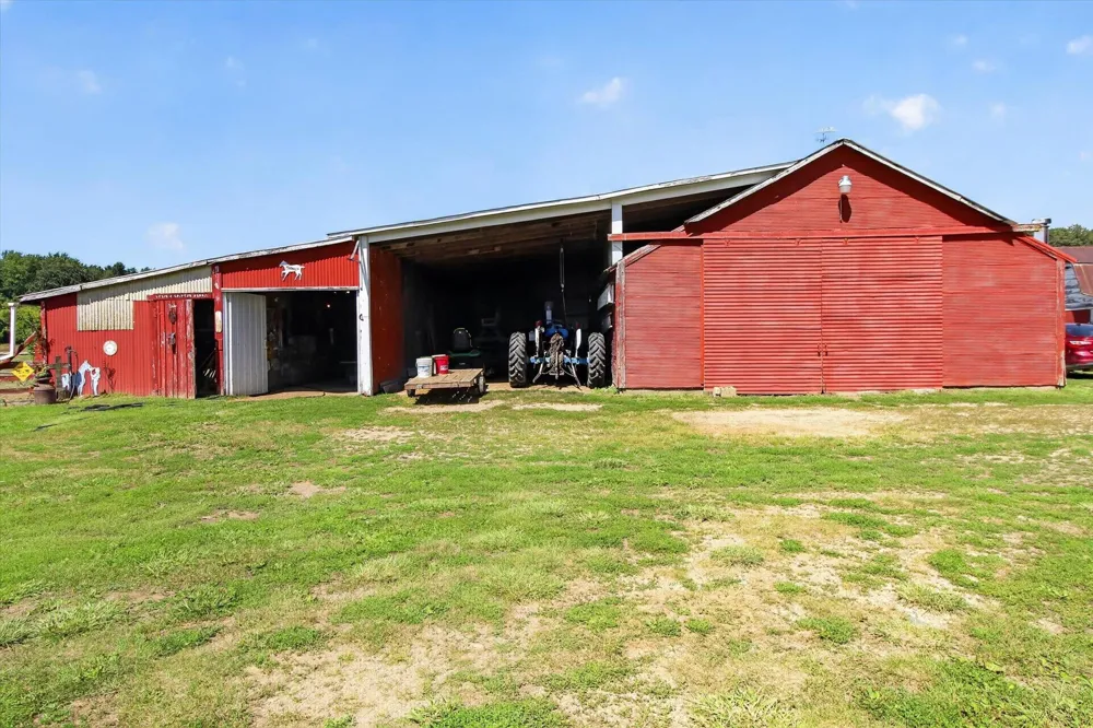 4667 Croswell Road Emerson Township, MI 48801