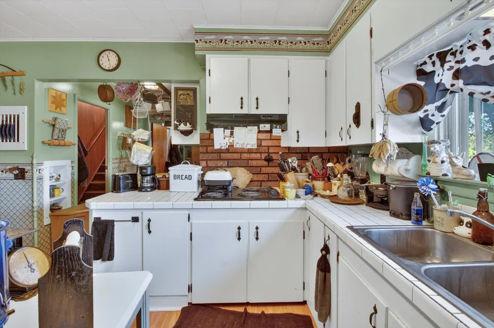 4667 Croswell Road Emerson Township, MI 48801