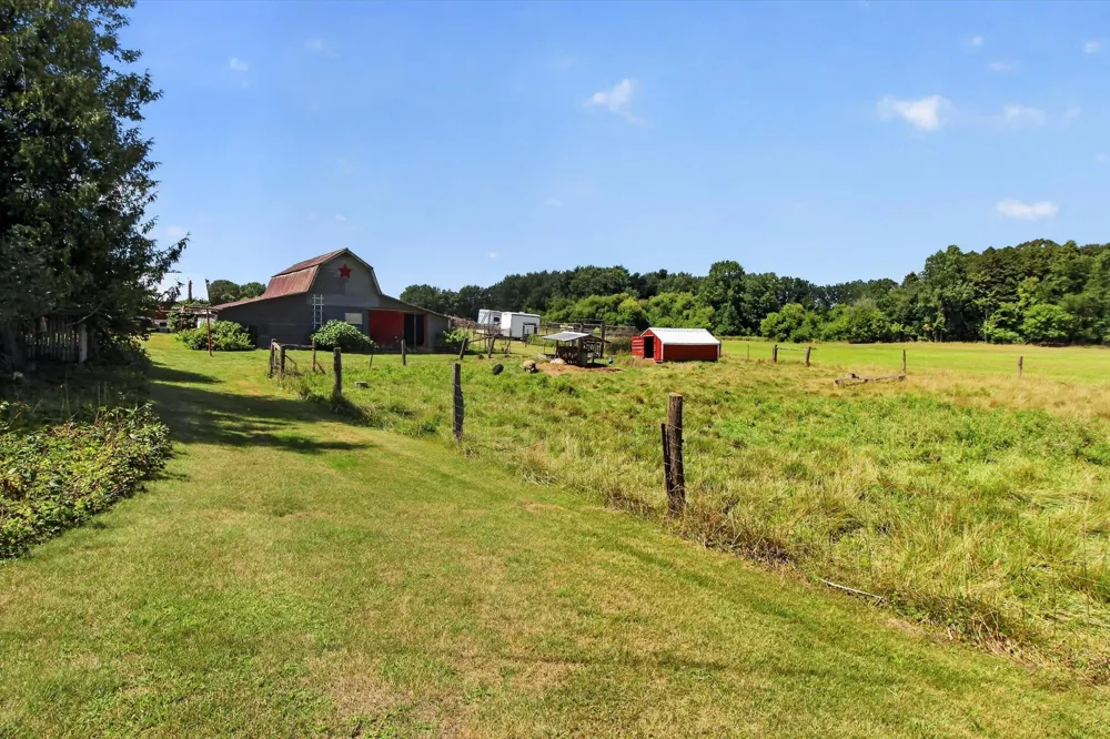 4667 Croswell Road Emerson Township, MI 48801