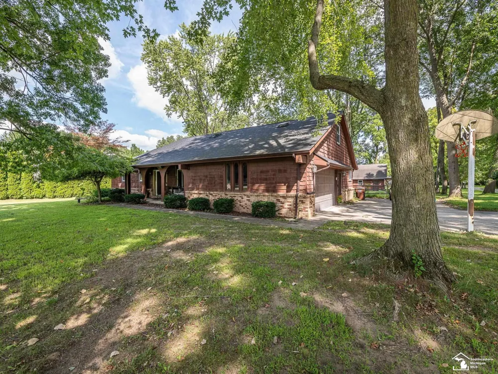 11650 Wells Road Ida Township, MI 49270