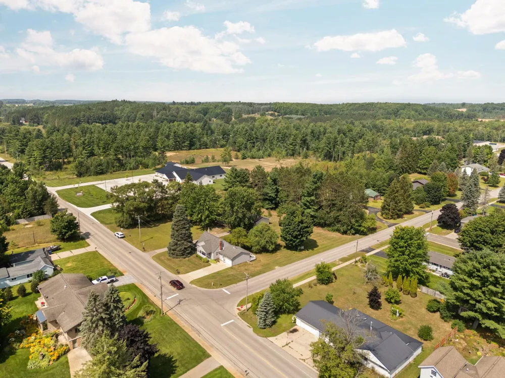 624 Fenton Street Paradise Township, MI 49649