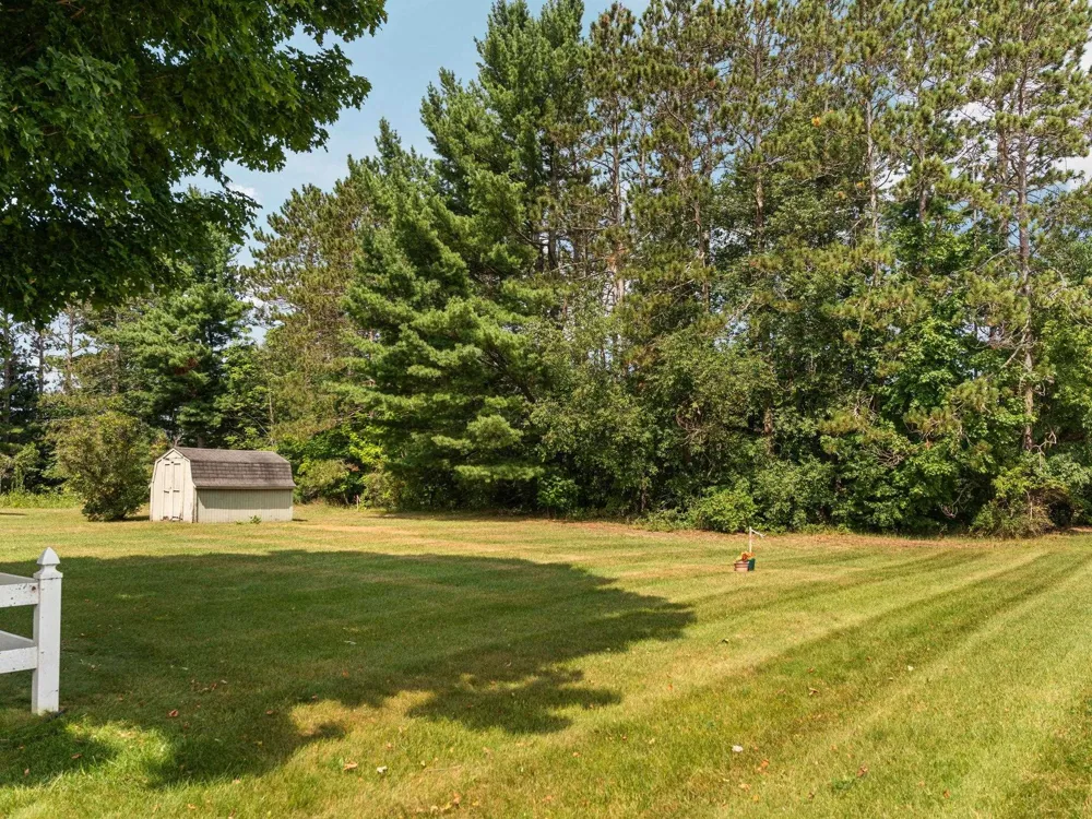 624 Fenton Street Paradise Township, MI 49649