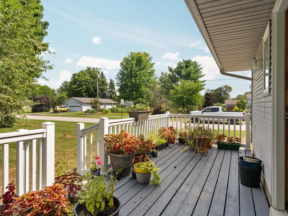 624 Fenton Street Paradise Township, MI 49649