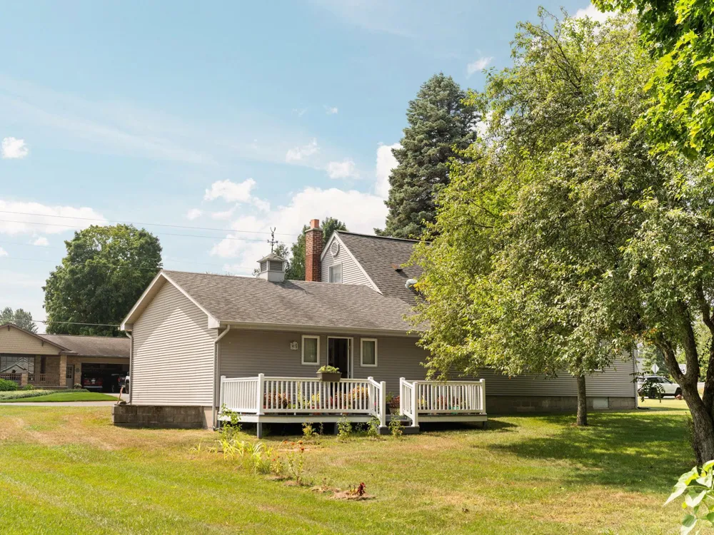 624 Fenton Street Paradise Township, MI 49649