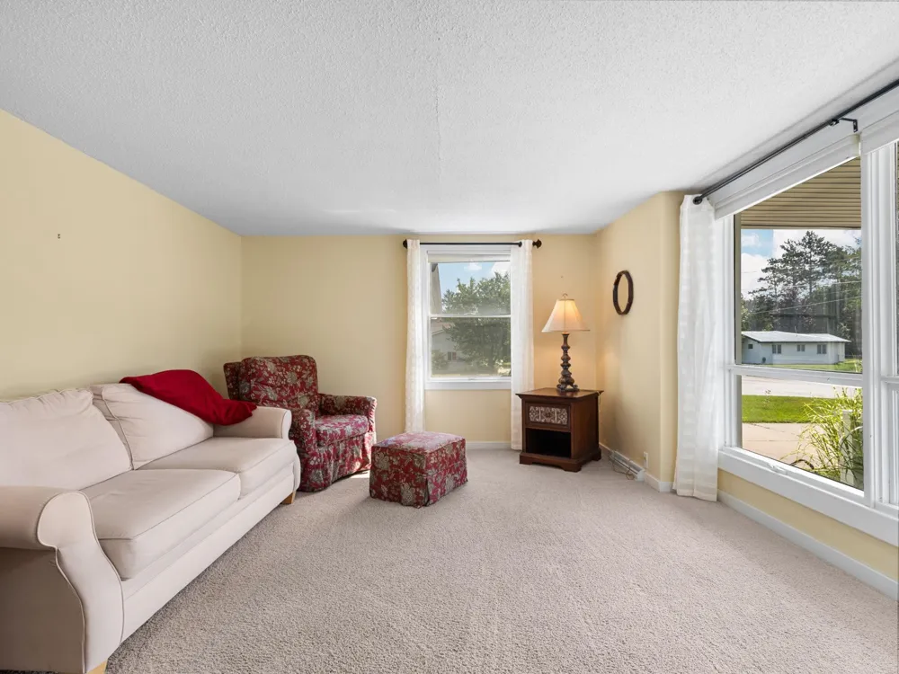 624 Fenton Street Paradise Township, MI 49649