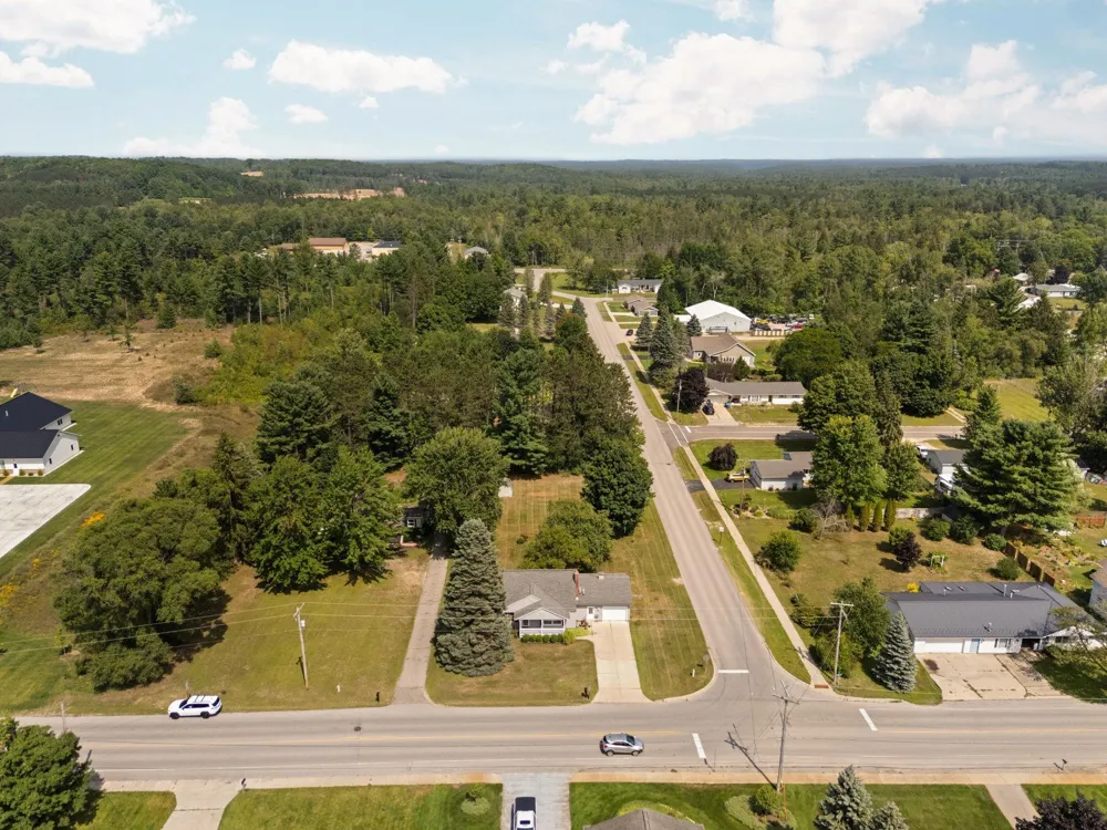 624 Fenton Street Paradise Township, MI 49649