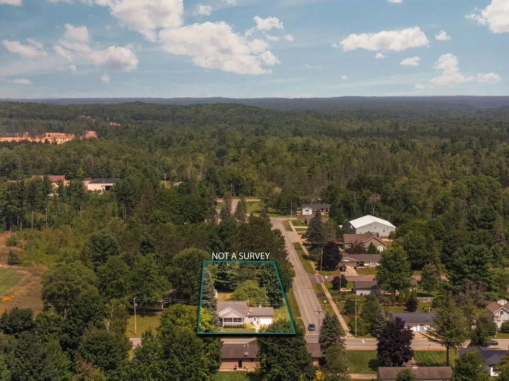 624 Fenton Street Paradise Township, MI 49649